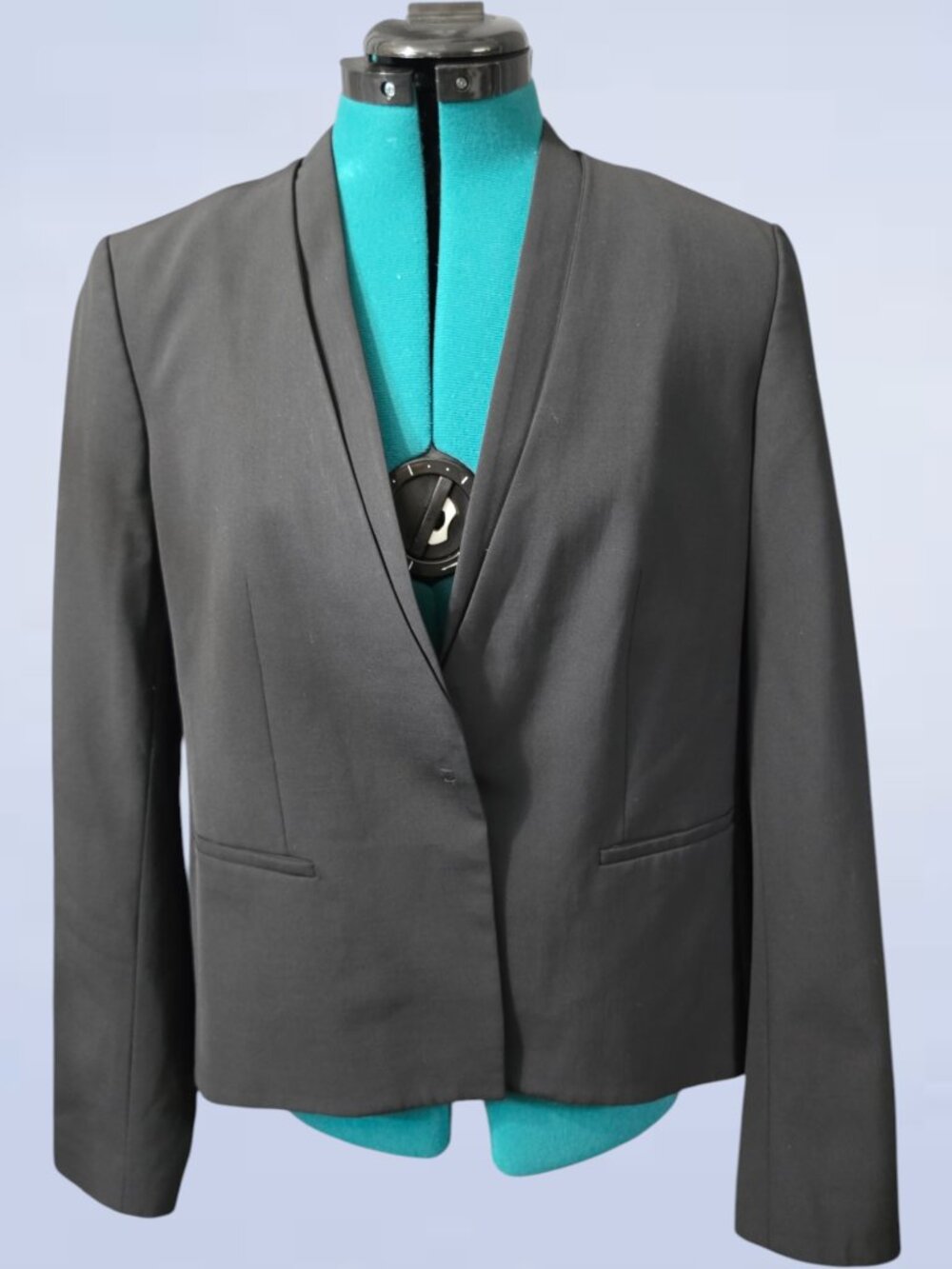 Elie Tahari Black Wool Blazer with Back Open Vents - Size 6